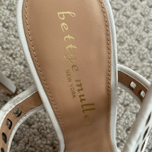 New! Bettye Muller summer sandals - Picture 3 of 6